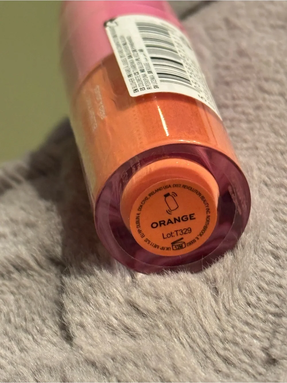 Makeup Revolution Blush Shot Cream Blush in Orange